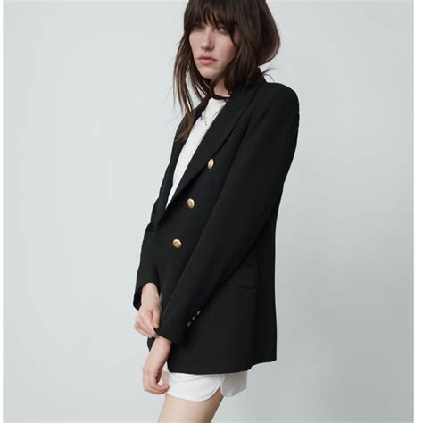 zara double breasted blazer.